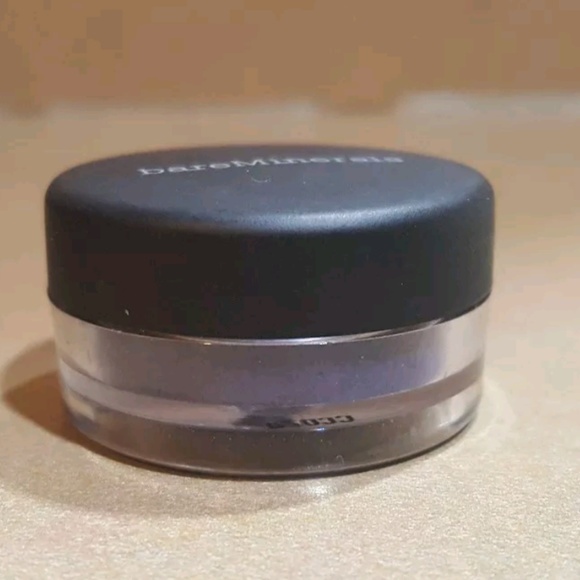 bareMinerals Eyeshadow in Phoebe - Picture 4 of 4